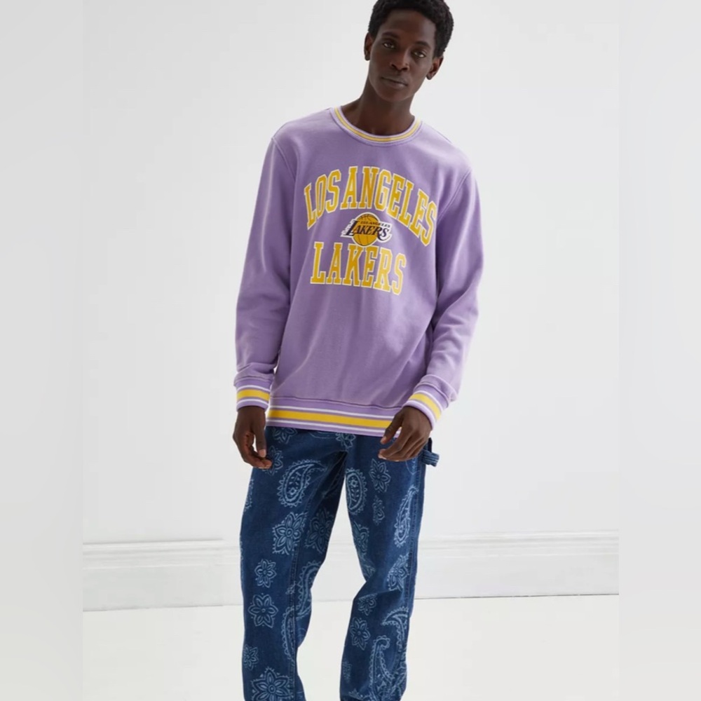 Urban Outfitters | GUC - LA Lakers Tipped Crewneck Sweatershirt - Size S